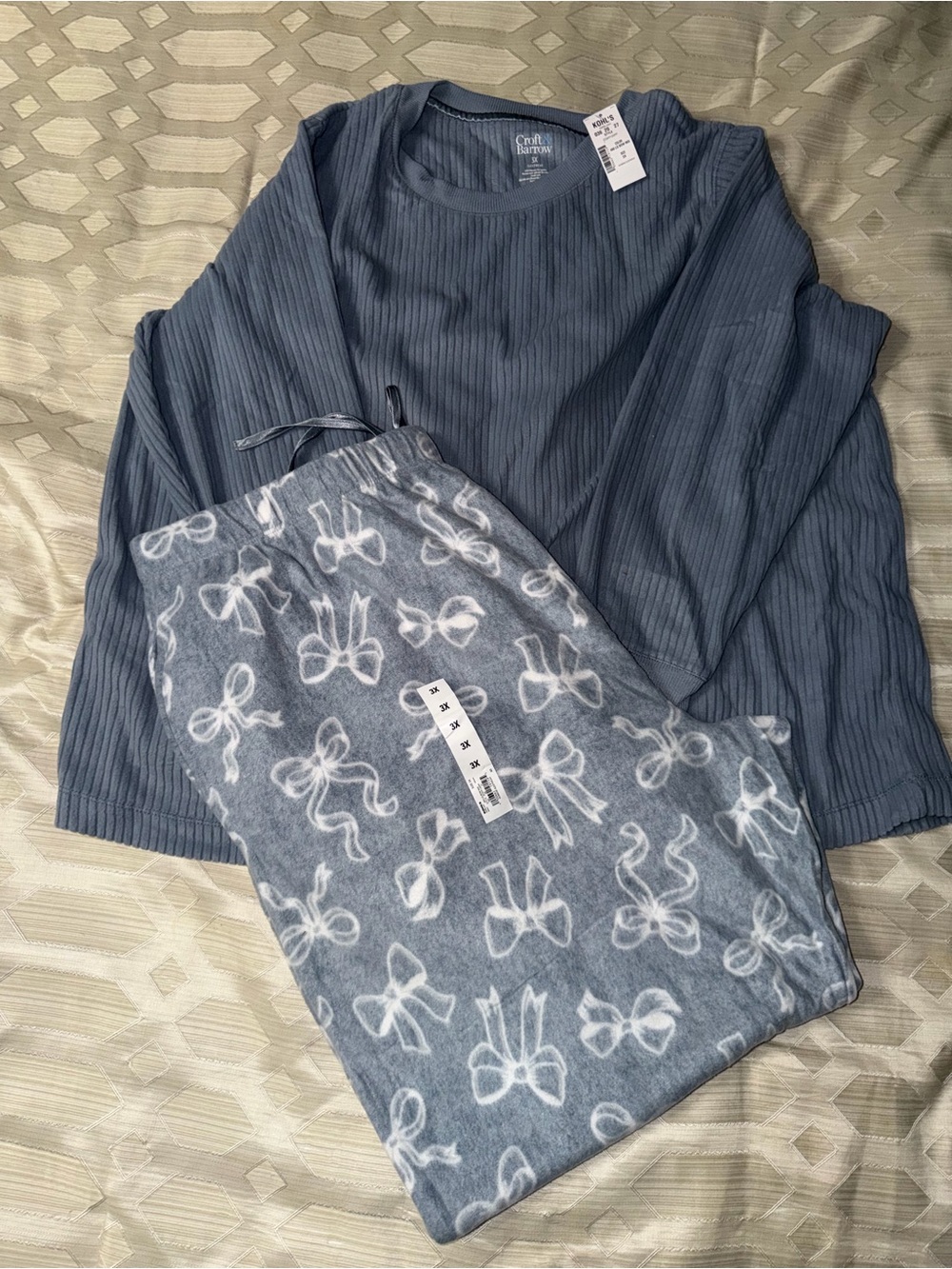croft & barrow Dusty Blue Ribbed Top with Bow-Print Pajama Pants